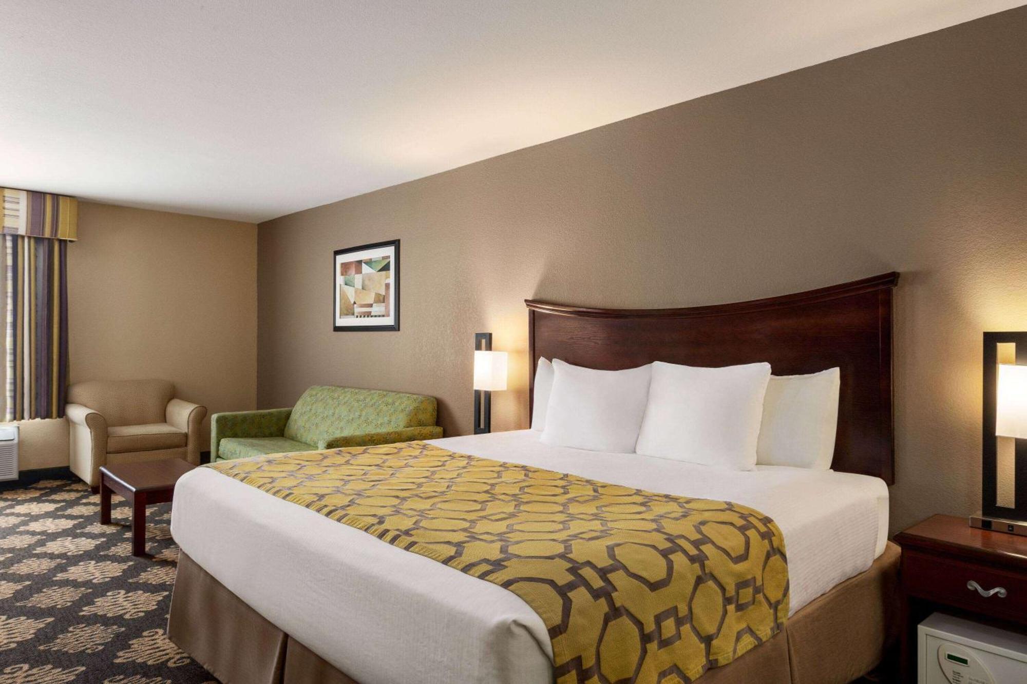 Baymont By Wyndham Wichita Falls Extérieur photo